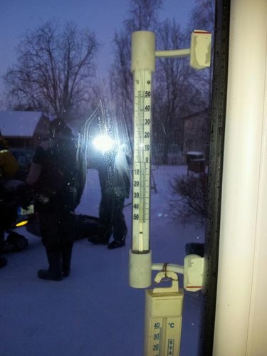 2012-02-05 08.11.36_resized.jpg