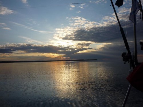 Любуемся красотами,рыбы нет...