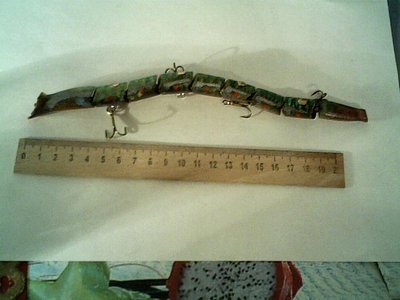 вид с линейкой но качество фото желает лучшего, не получилось с освещением