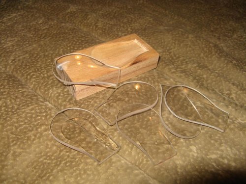 IMG_0008.JPG (98.42 КБ) 2052 просмотра Матрица и первая продукция. Бук и поликарбонат.