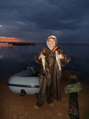 Основной плюс в этой рыбалке - довольный сын!