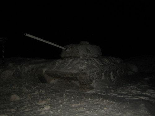 ТАНК у ДОРОГИ