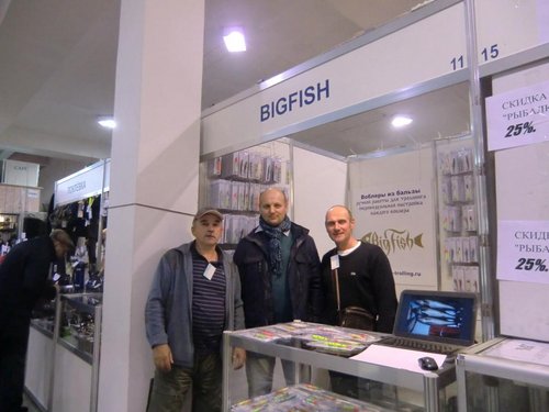 CIMG0051.JPG (78 КБ) 3845 просмотров А это Сергей Николаев с дружественного рыболовного сайта. Приехал на выставку из Эстонии. Знаком с некоторыми Эстонскими Стриборжанами. ОЧЕНЬ приятное знакомство. Сергей приезжай ещё, пиши!