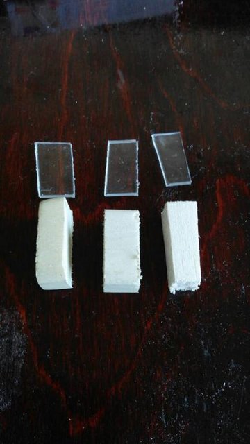 IMG_20160622_124826.jpg (35.71 КБ) 2322 просмотра Собственно испытуемые. С лева на право: липа, абаша и бальза.