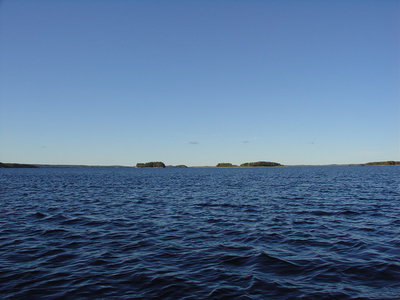 DSC01304.jpg (79.93 КБ) 12083 просмотра В воскресенье выглянуло солнце. Направляюсь к острову Rehusaari. Там есть интересные отмели.